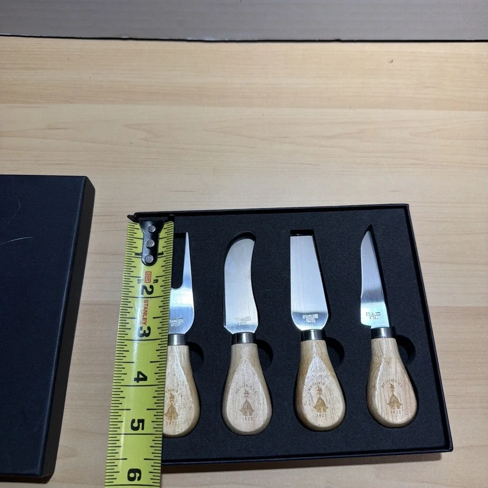 Metairie Country Club Branded Italian Cheese Knives 4 Piece Boxed Set Wood